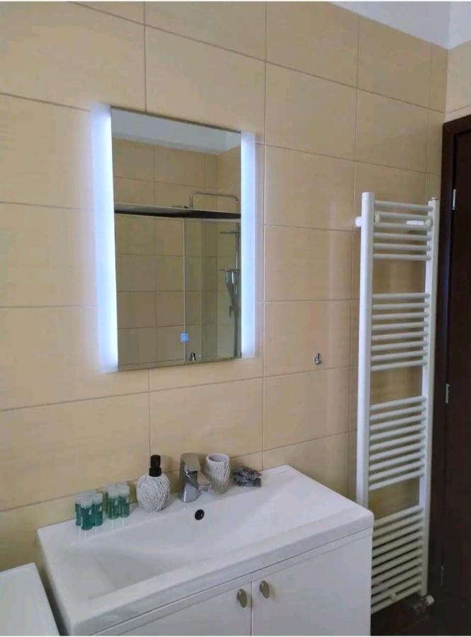Stylish -Modern Apartment Heart Of Marousi Athènes Extérieur photo